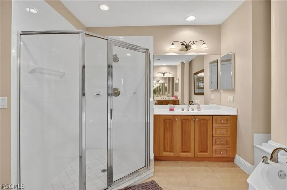 Montreux Lane #Bldg 4-102 Naples, FL 34114