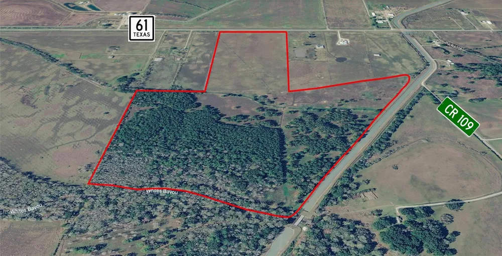 126 Highway 61 Devers, TX 77538