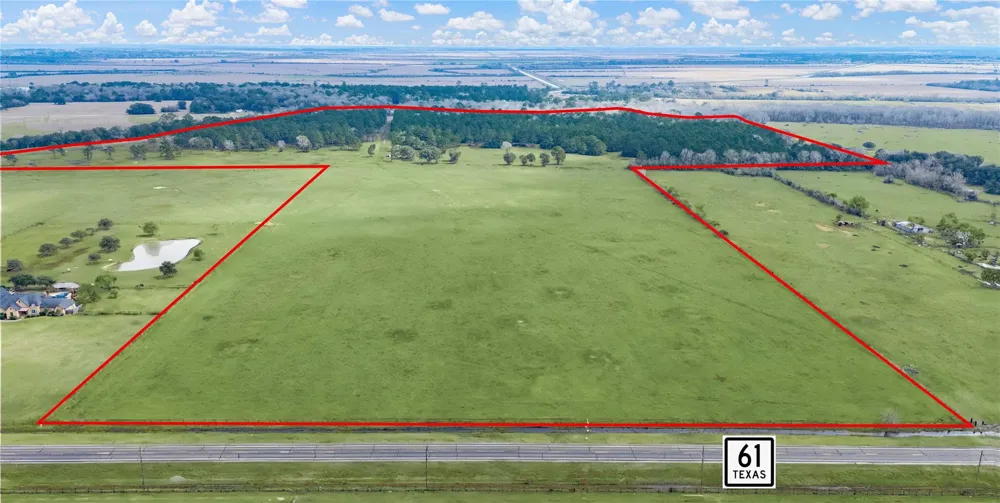 126 Highway 61 Devers, TX 77538