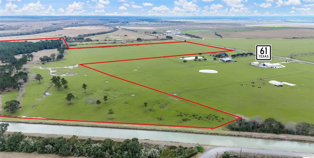 126 Highway 61 Devers, TX 77538