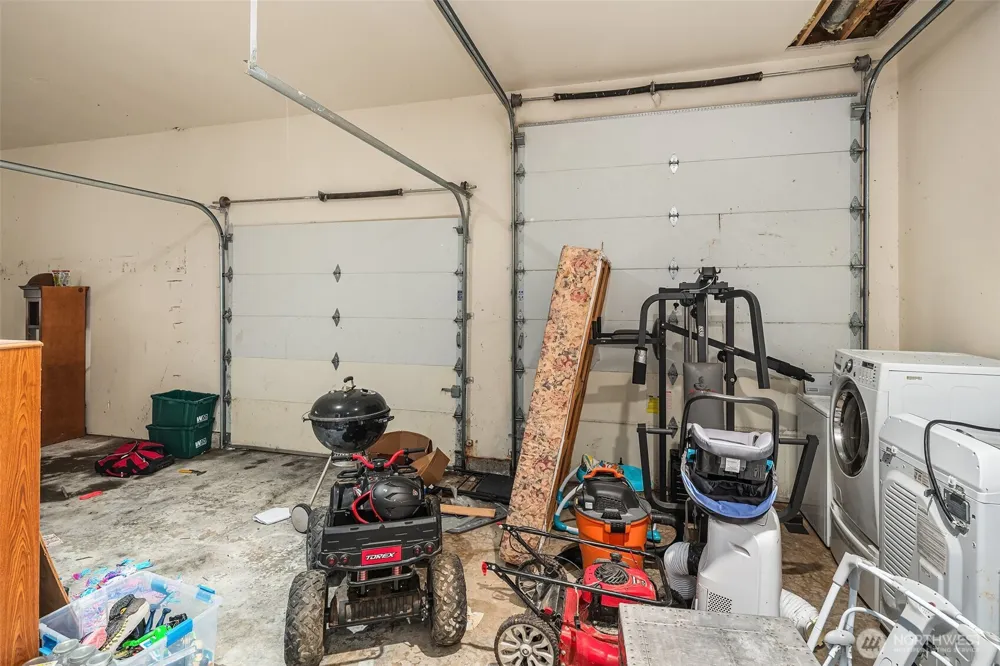 23611 W Ludvick Lake Drive Seabeck, WA 98380