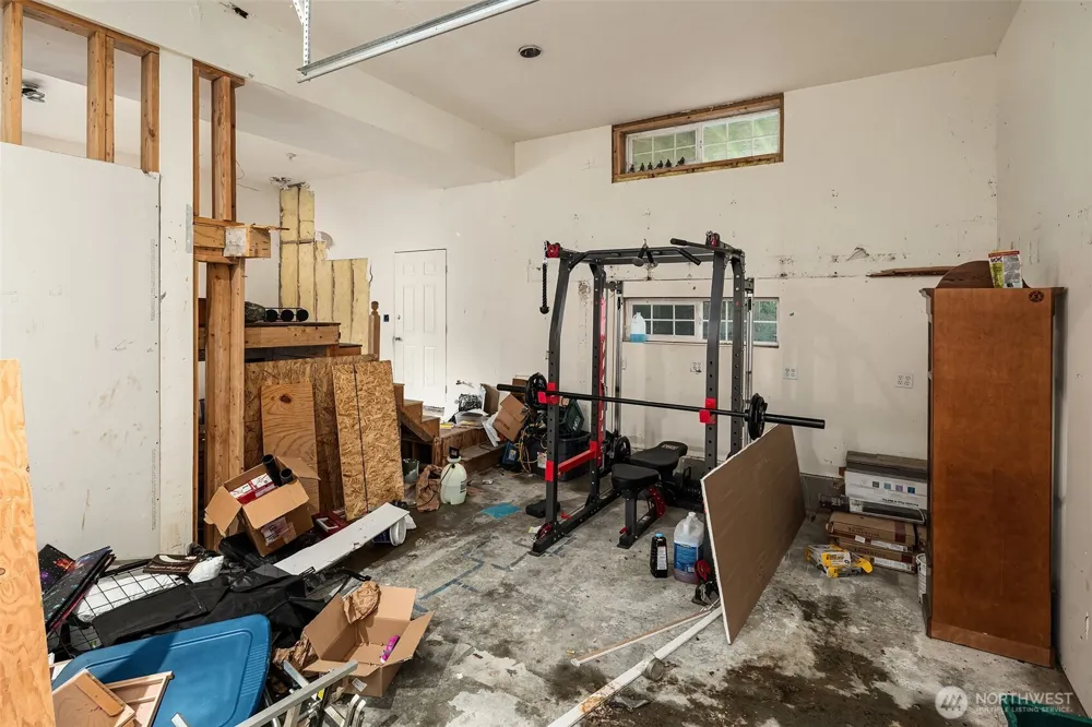 23611 W Ludvick Lake Drive Seabeck, WA 98380