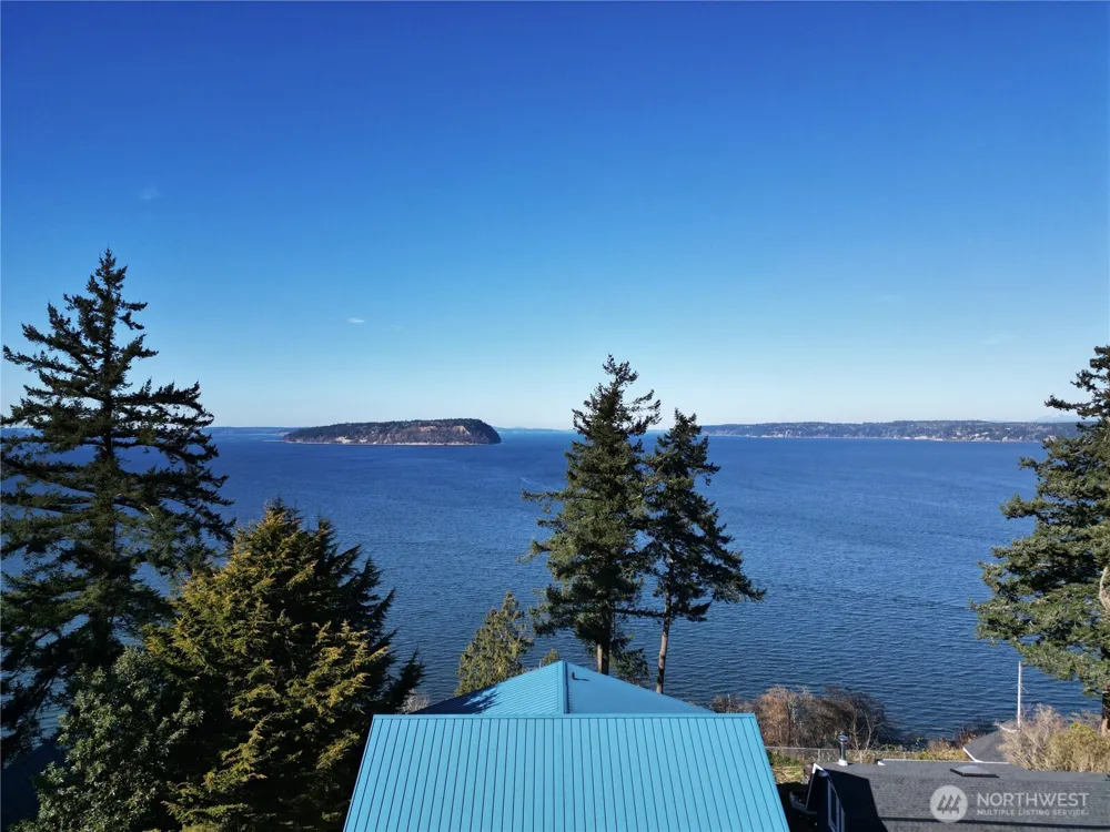 27 M Cascade Drive Hat Island, WA 98206