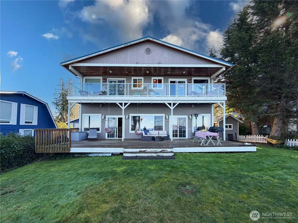 27 M Cascade Drive Hat Island, WA 98206