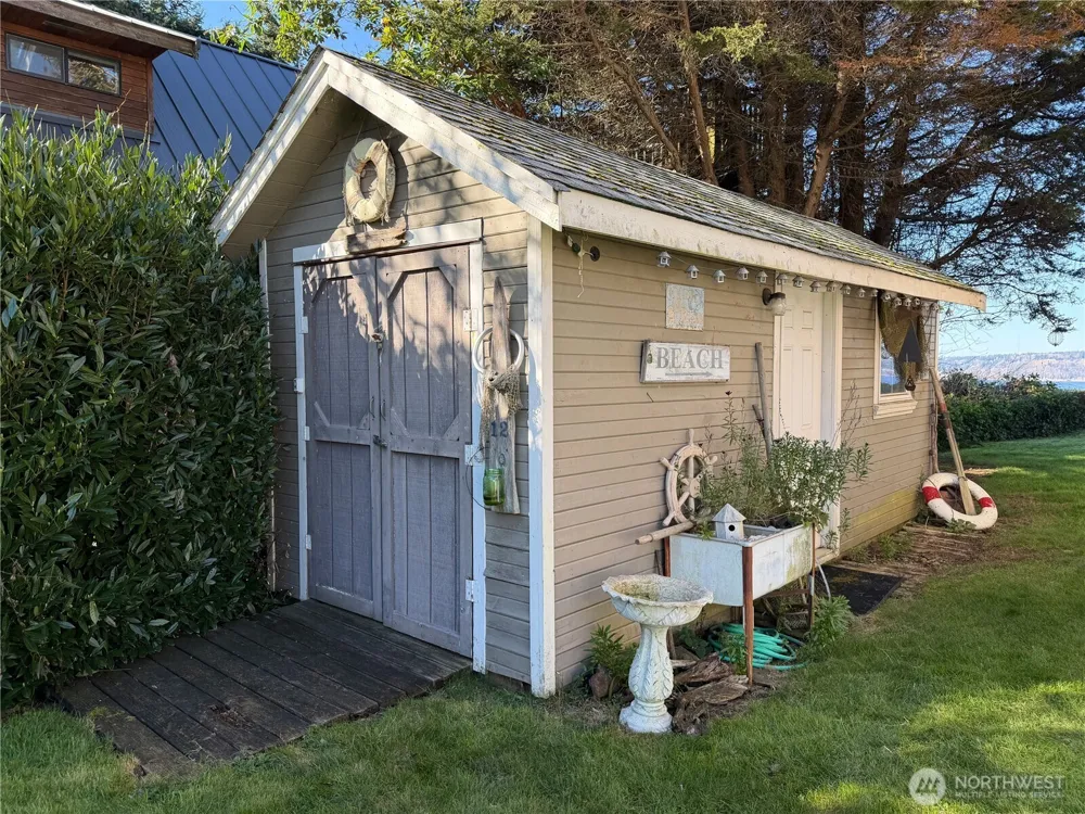 27 M Cascade Drive Hat Island, WA 98206