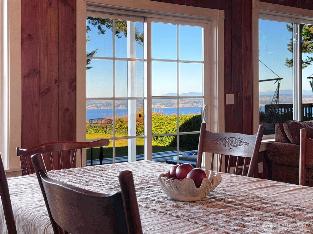 27 M Cascade Drive Hat Island, WA 98206