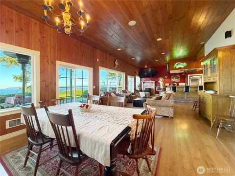 27 M Cascade Drive