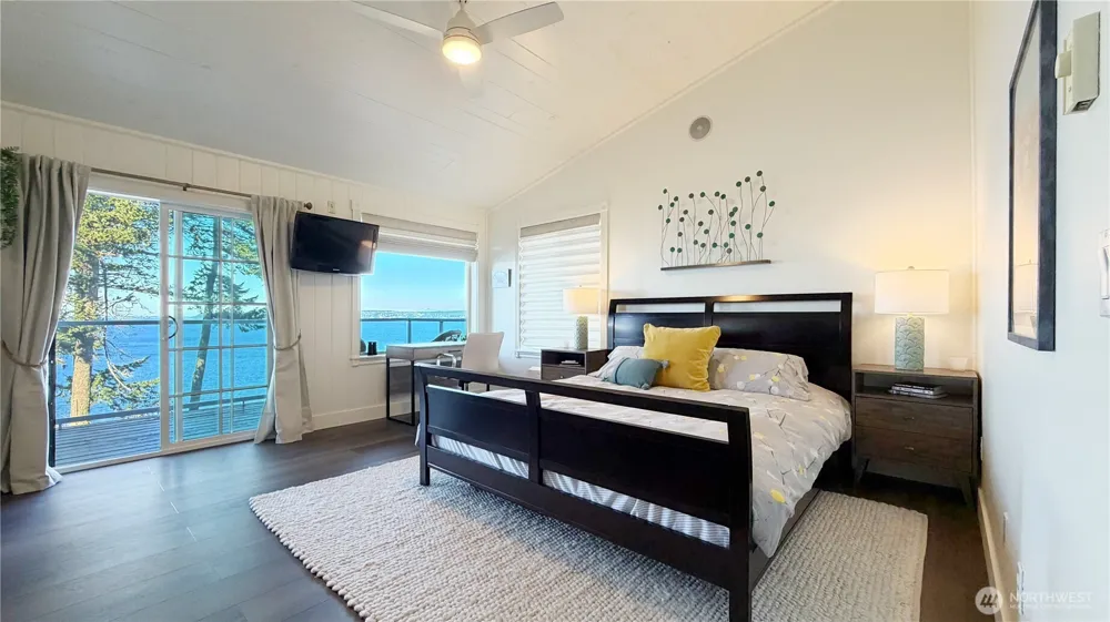 27 M Cascade Drive Hat Island, WA 98206