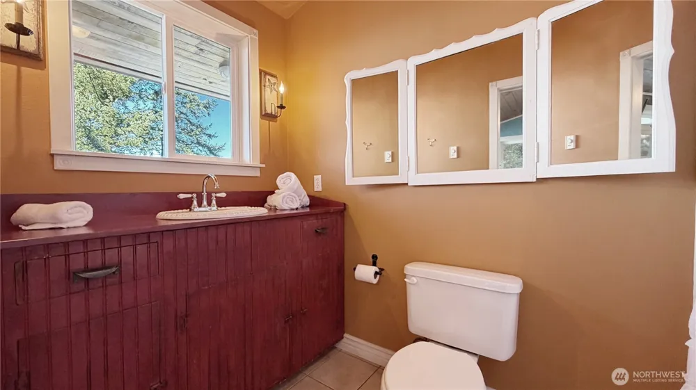 27 M Cascade Drive Hat Island, WA 98206