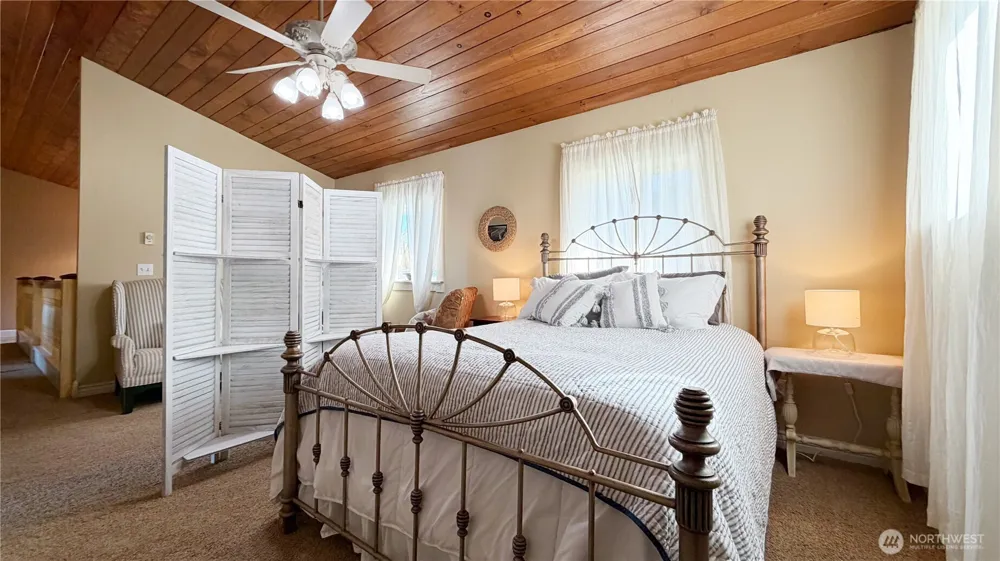 27 M Cascade Drive Hat Island, WA 98206