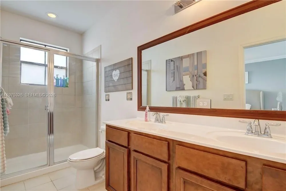 1071 NW 33rd Ct Pompano Beach, FL 33064