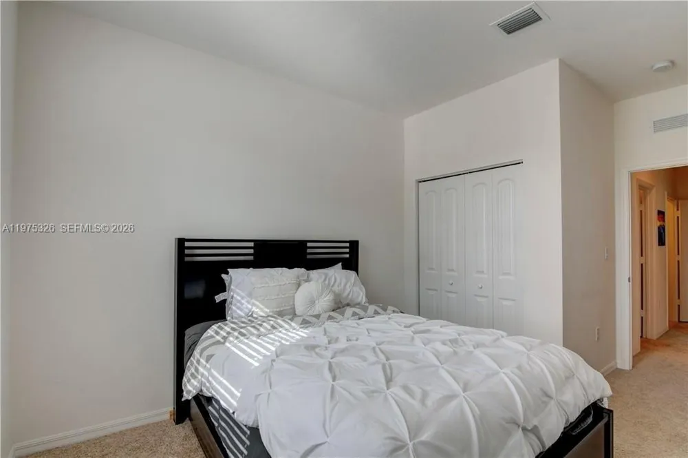 1071 NW 33rd Ct Pompano Beach, FL 33064