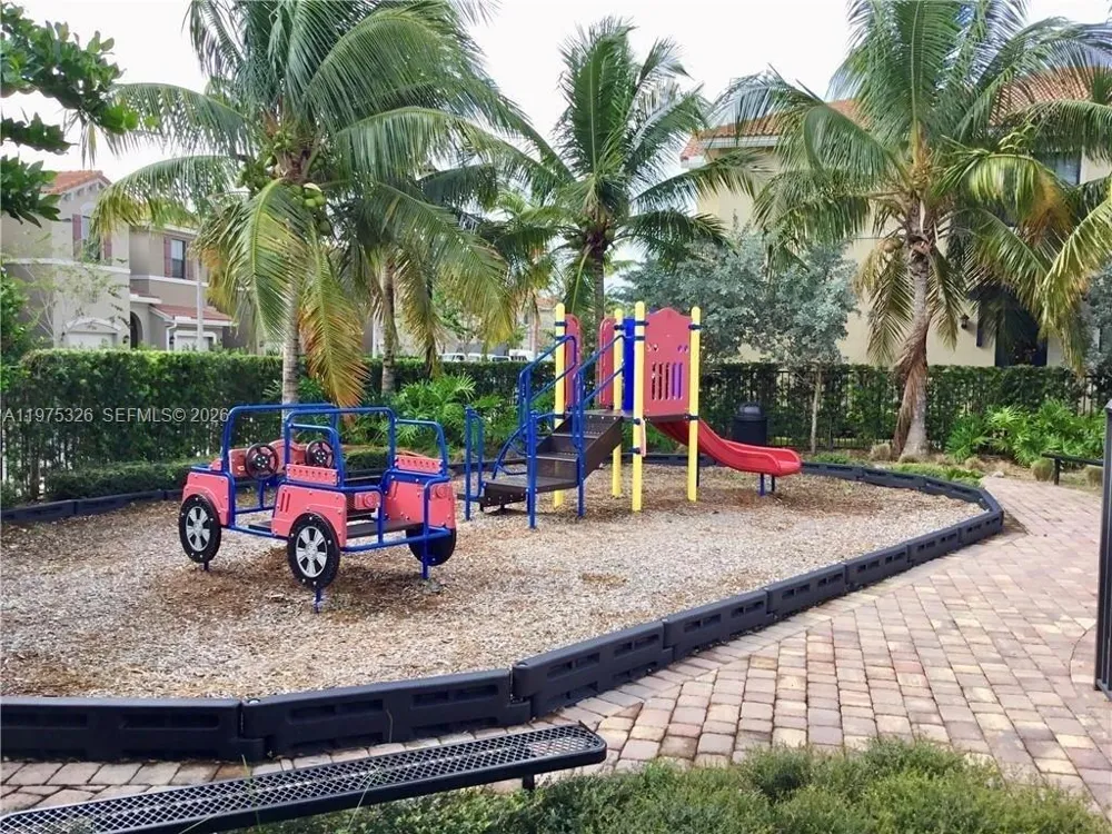 1071 NW 33rd Ct Pompano Beach, FL 33064