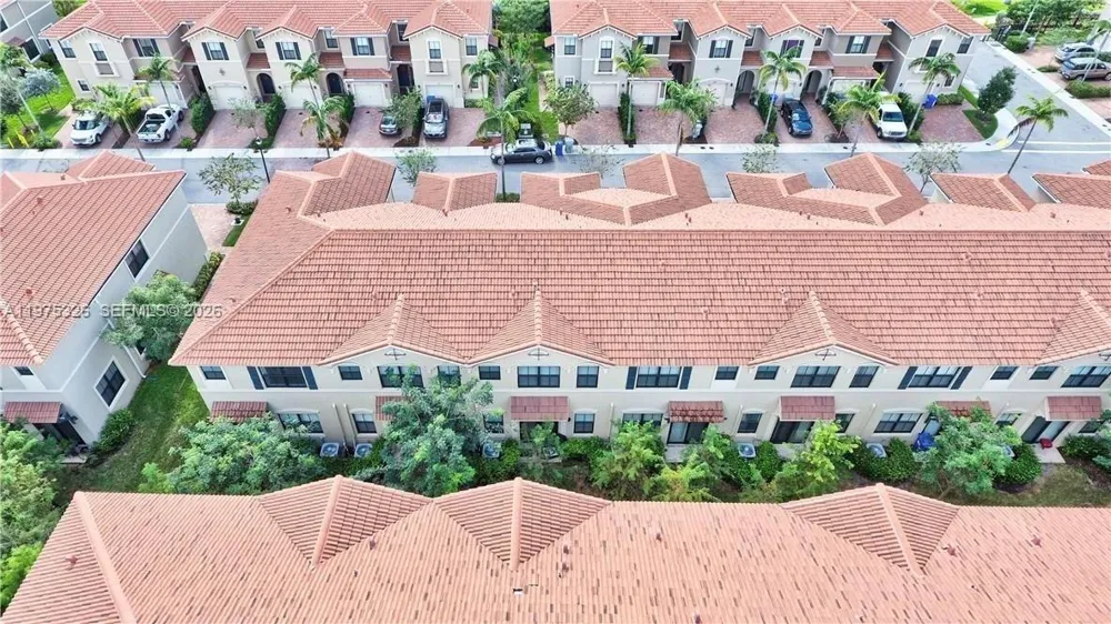 1071 NW 33rd Ct Pompano Beach, FL 33064
