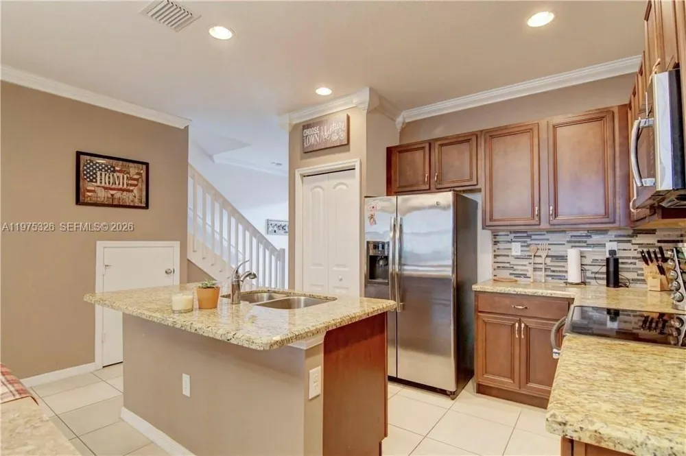 1071 NW 33rd Ct Pompano Beach, FL 33064