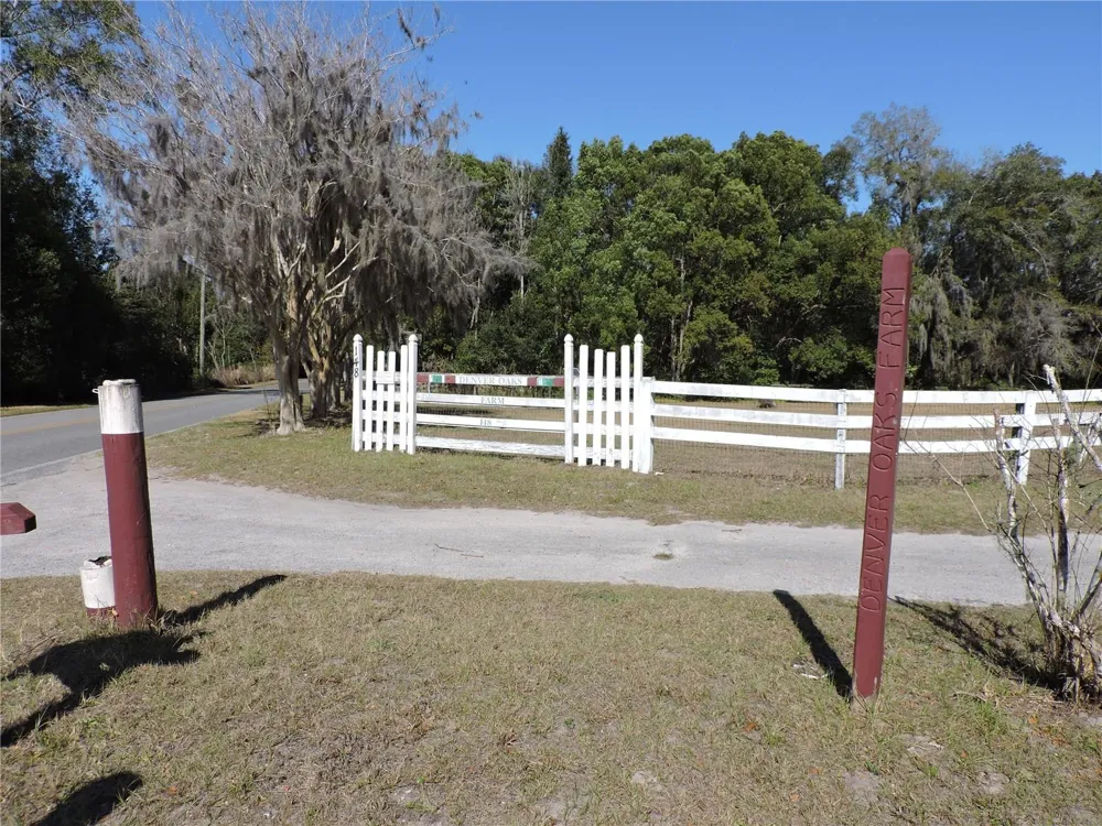 148 DENVER ROAD Crescent City, FL 32112