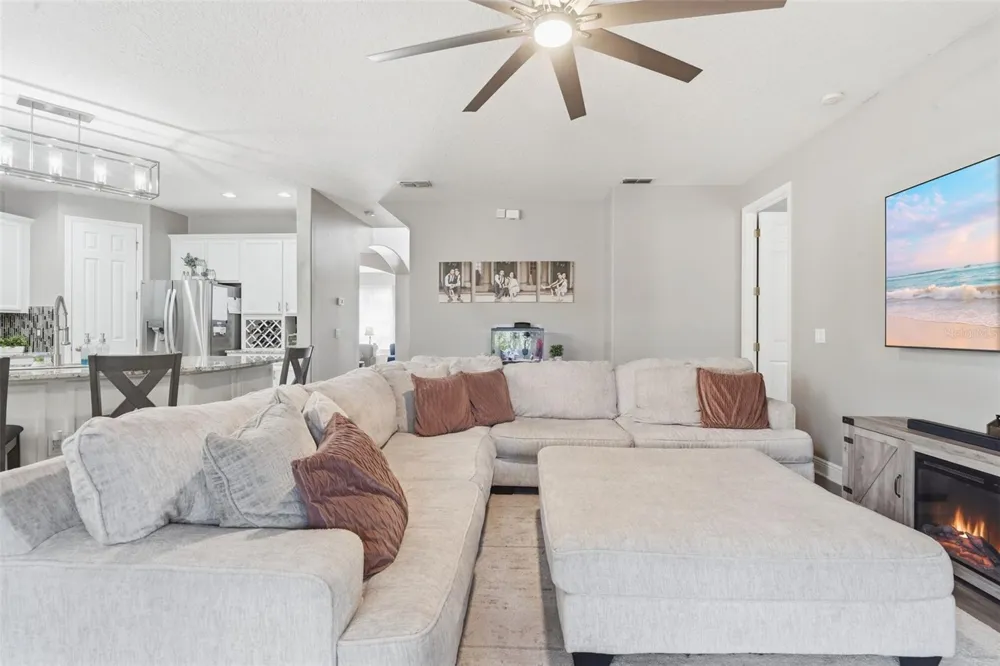 119 ELISSAR DRIVE Debary, FL 32713