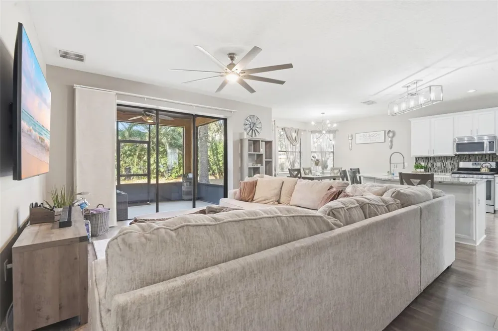 119 ELISSAR DRIVE Debary, FL 32713