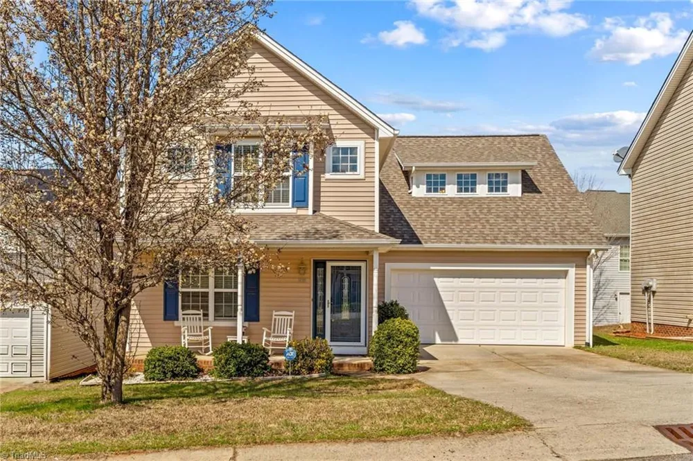 219 19th Avenue SE Hickory, NC 28602