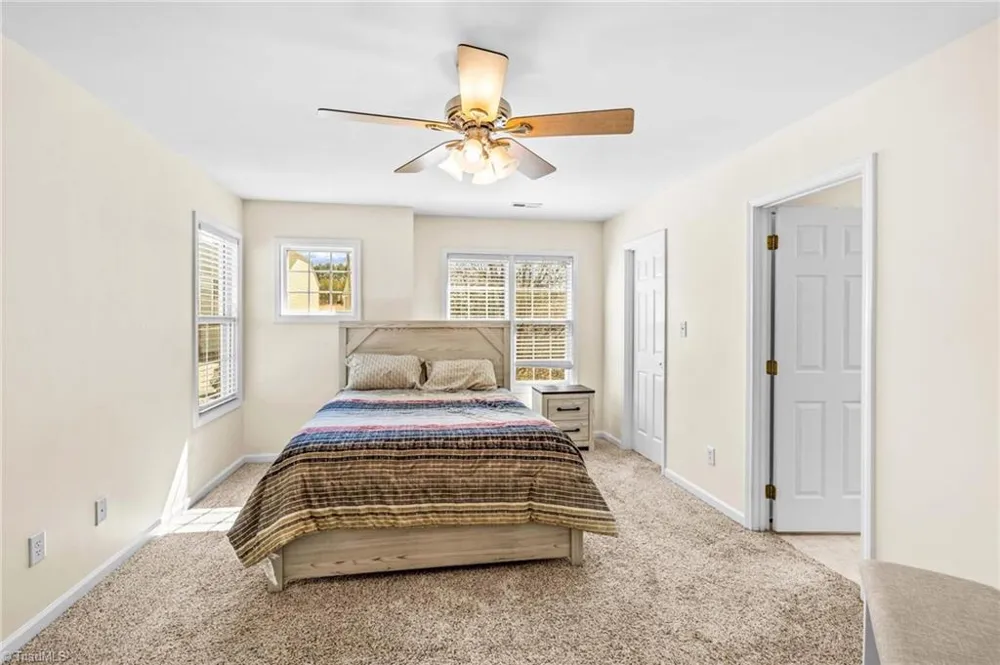 219 19th Avenue SE Hickory, NC 28602