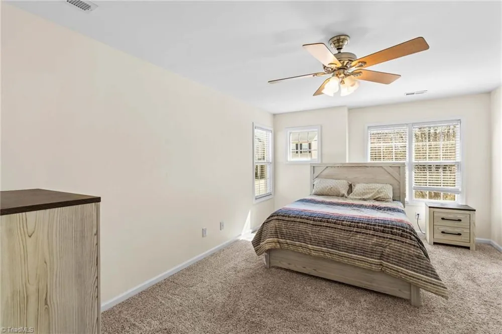 219 19th Avenue SE Hickory, NC 28602