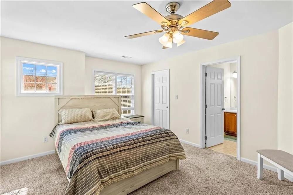 219 19th Avenue SE Hickory, NC 28602