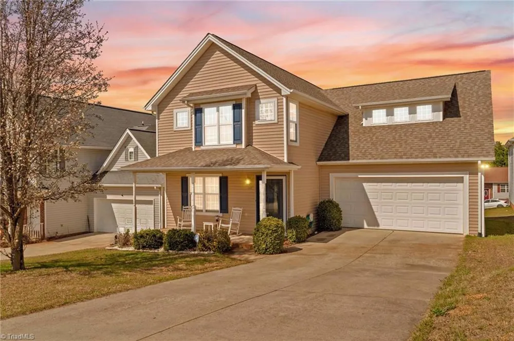 219 19th Avenue SE Hickory, NC 28602