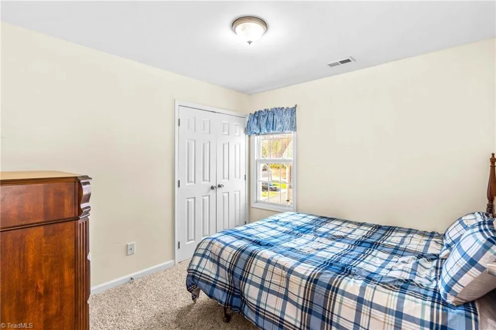 219 19th Avenue SE Hickory, NC 28602