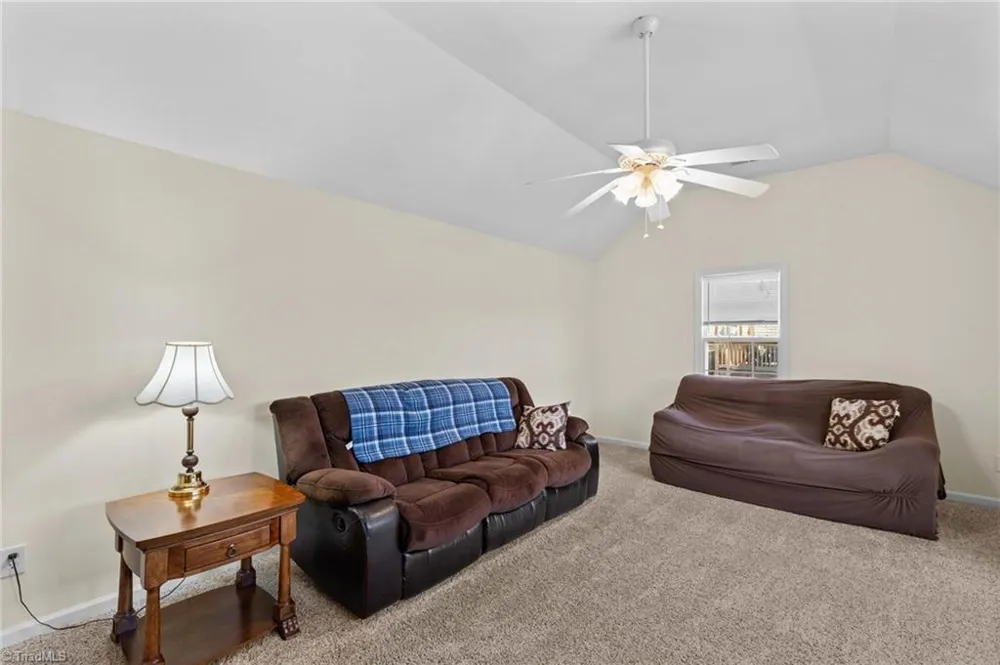 219 19th Avenue SE Hickory, NC 28602