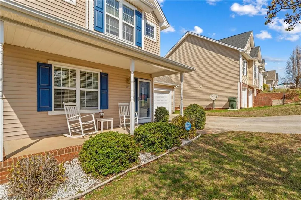 219 19th Avenue SE Hickory, NC 28602