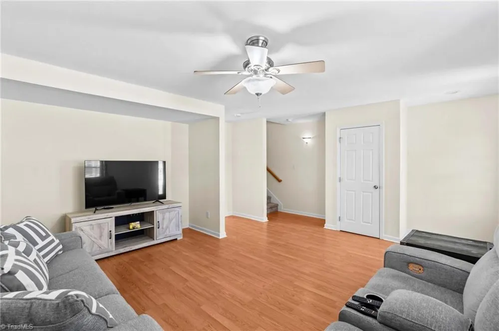 219 19th Avenue SE Hickory, NC 28602