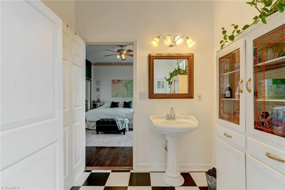 226 Settle Street Reidsville, NC 27320