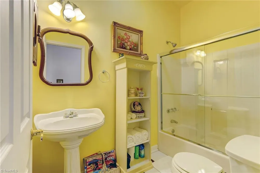 226 Settle Street Reidsville, NC 27320