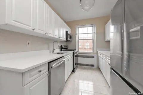 175-06 Devonshire Road #6O