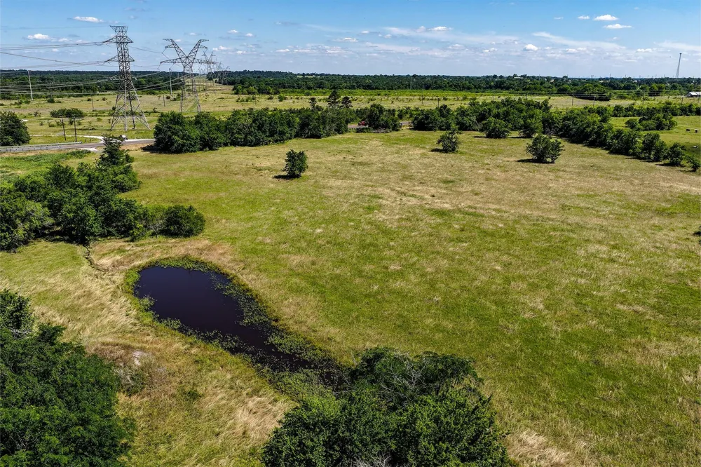 60 Hwy 30 W Shiro, TX 77876