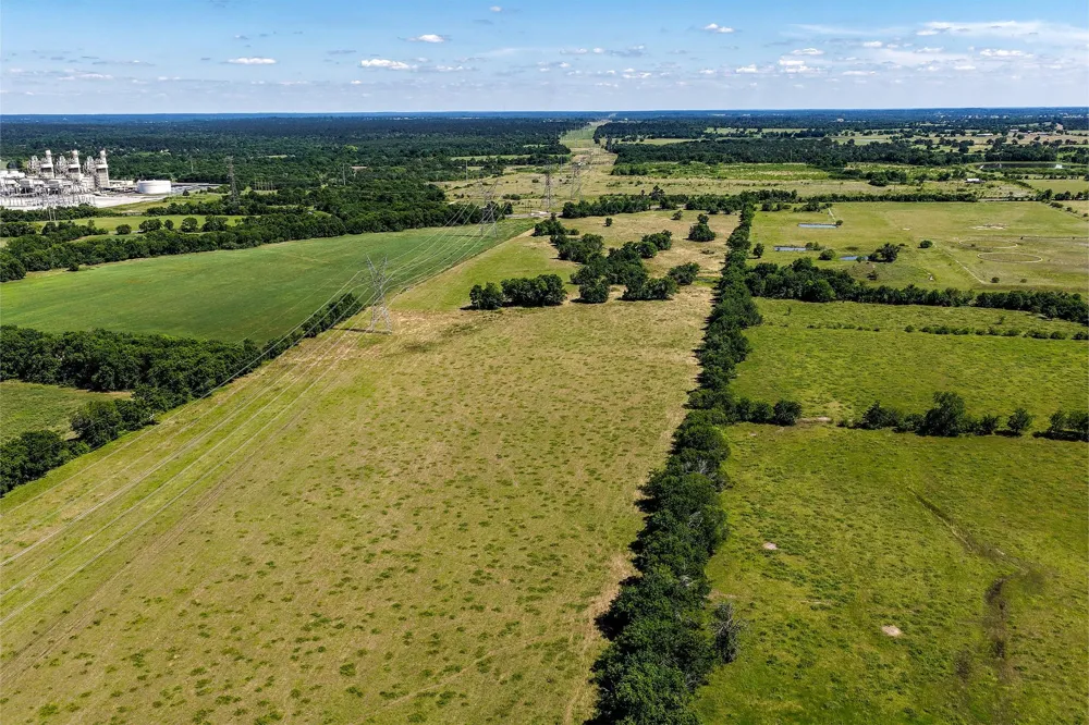 60 Hwy 30 W Shiro, TX 77876