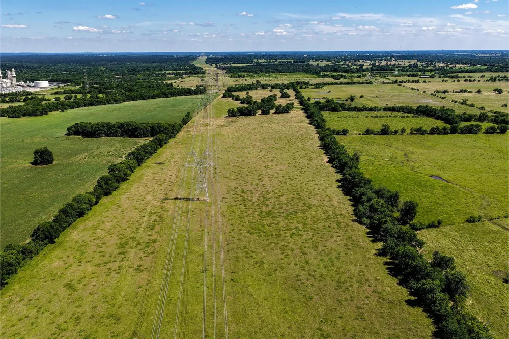 60 Hwy 30 W Shiro, TX 77876