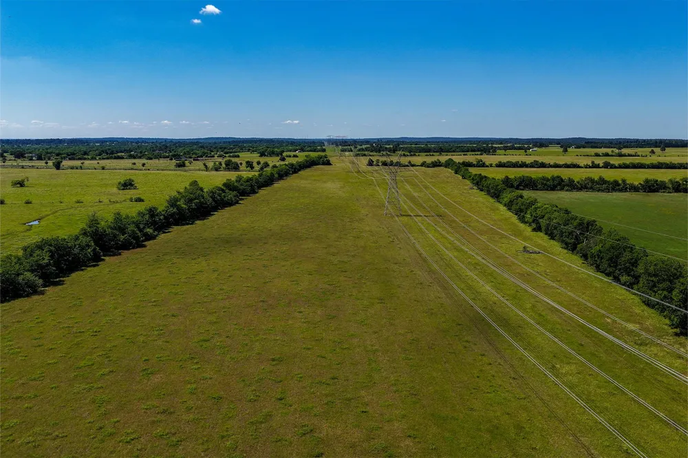 60 Hwy 30 W Shiro, TX 77876