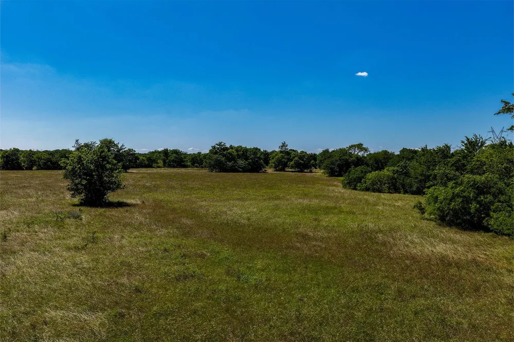 60 Hwy 30 W Shiro, TX 77876