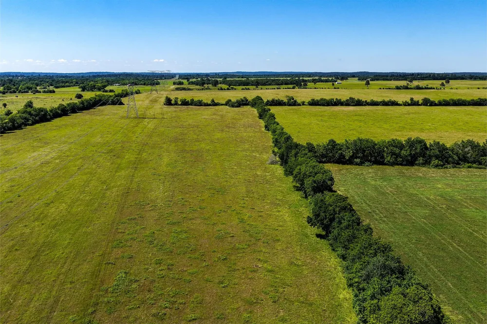 60 Hwy 30 W Shiro, TX 77876