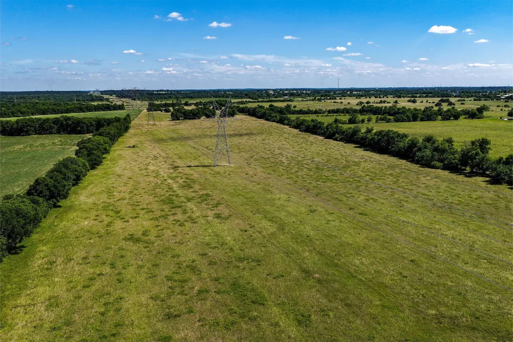 60 Hwy 30 W Shiro, TX 77876