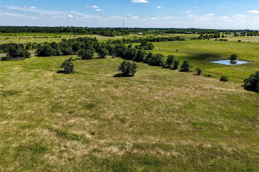 60 Hwy 30 W Shiro, TX 77876