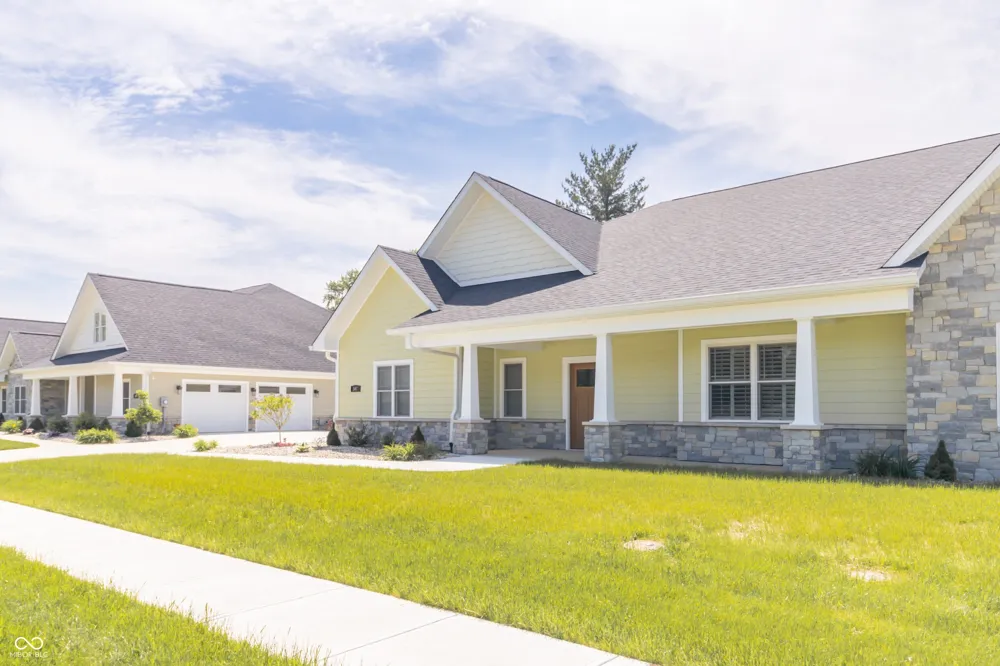 307 Blue River Drive Knightstown, IN 46148