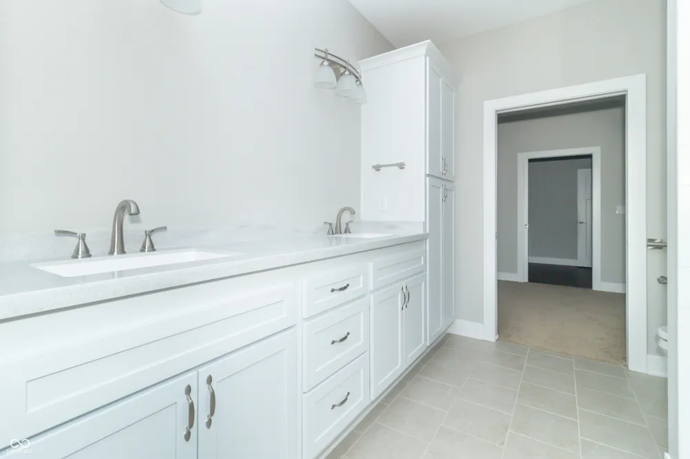 307 Blue River Drive Knightstown, IN 46148