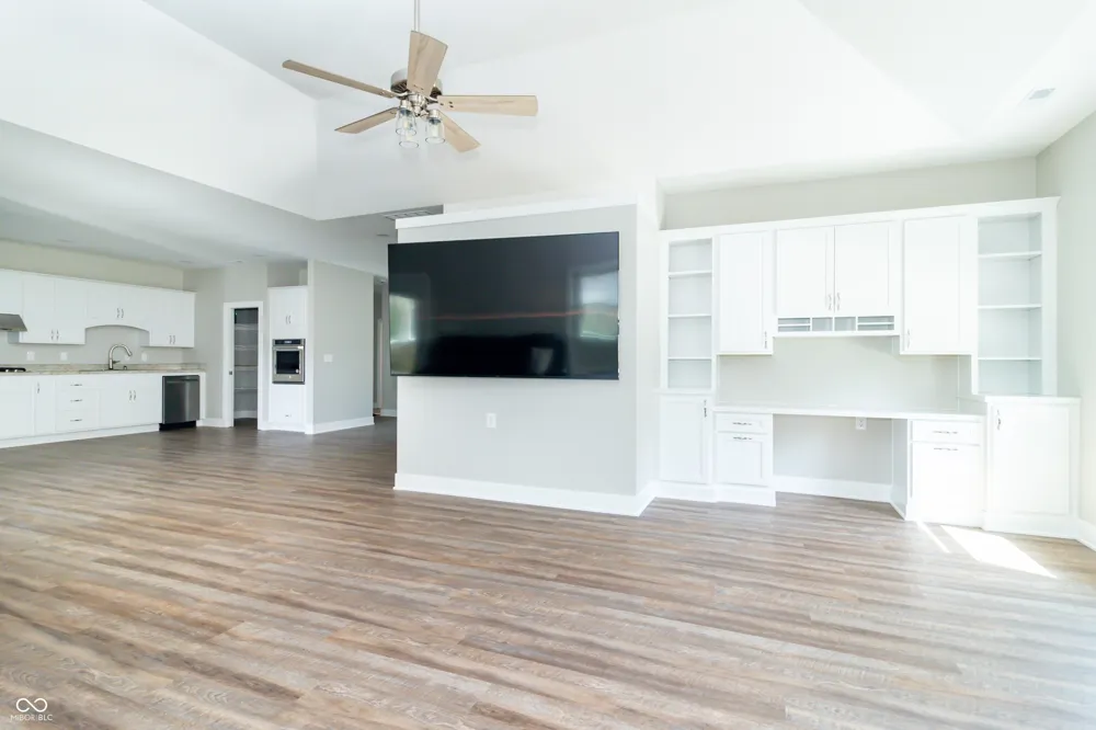 307 Blue River Drive Knightstown, IN 46148