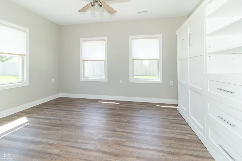 307 Blue River Drive Knightstown, IN 46148