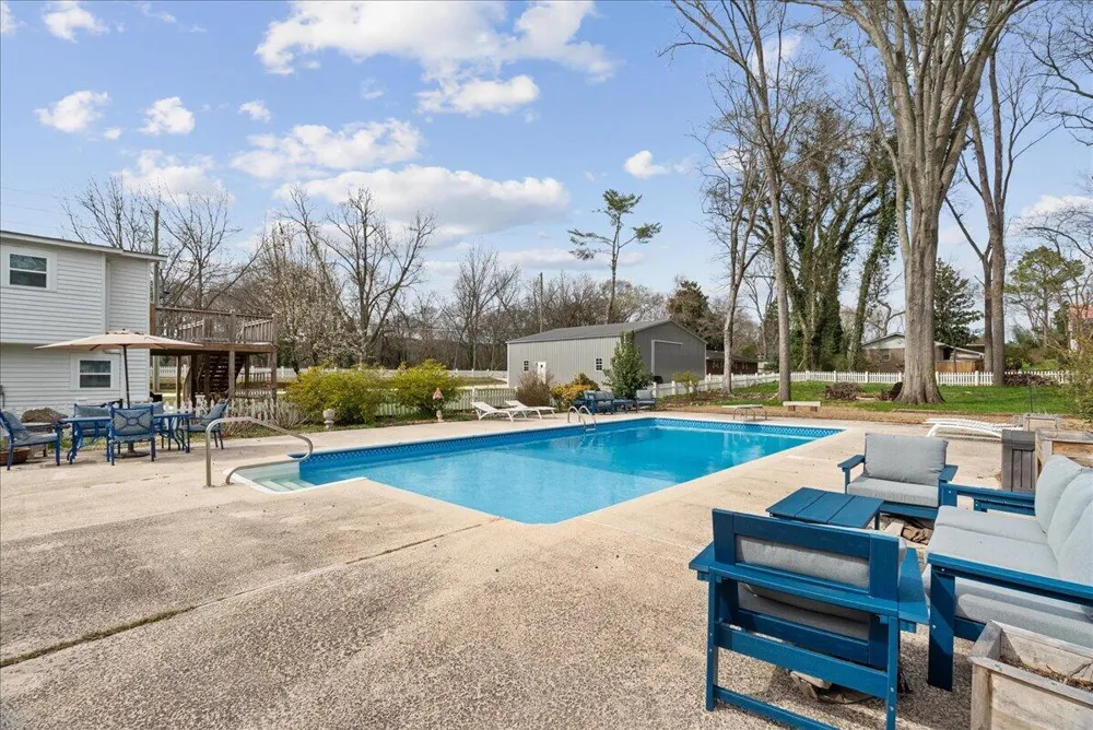 38 Alabama Street Cave Spring, GA 30124