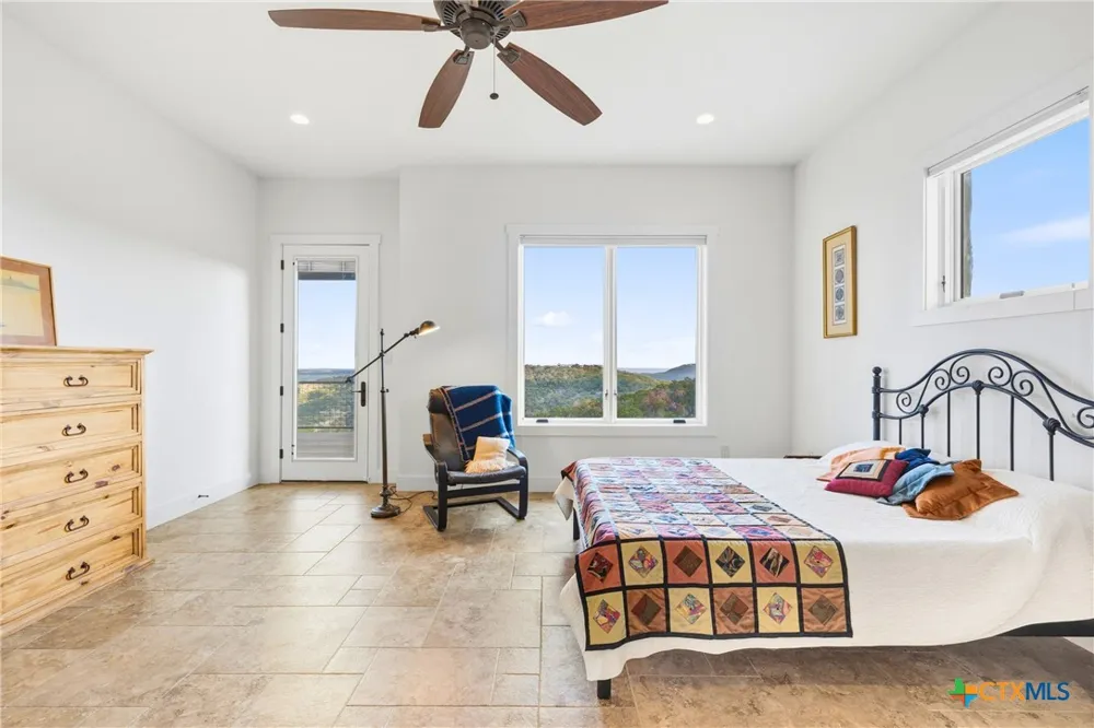 1600 Brushy Ridge Trail Blanco, TX 78606