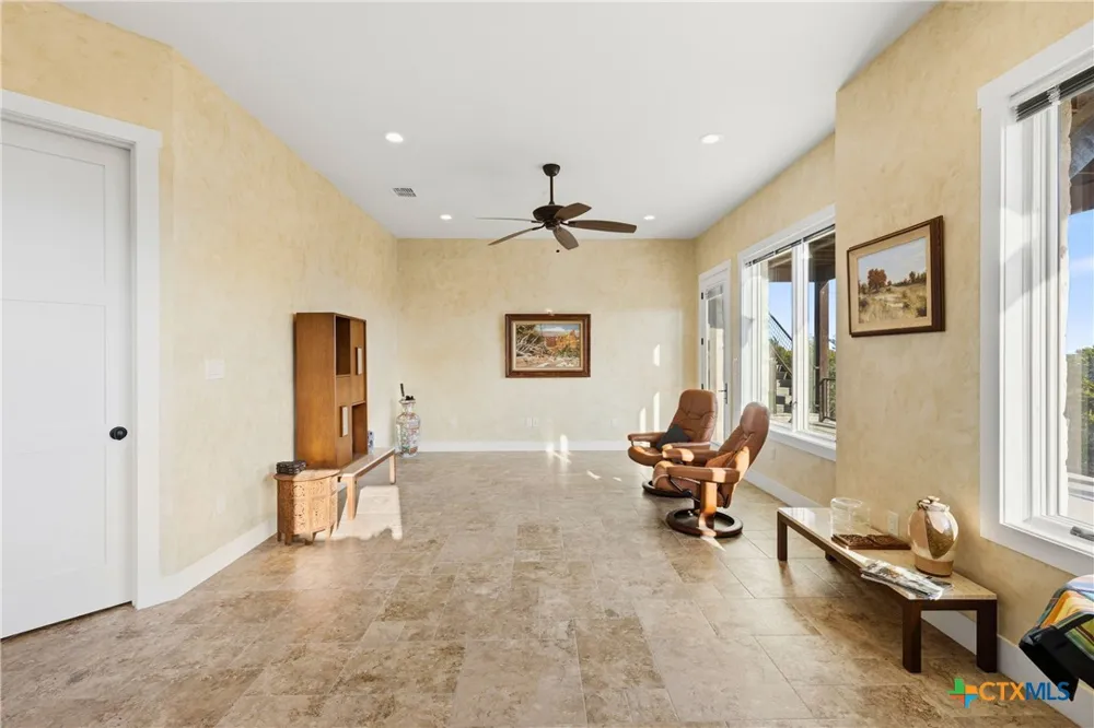 1600 Brushy Ridge Trail Blanco, TX 78606
