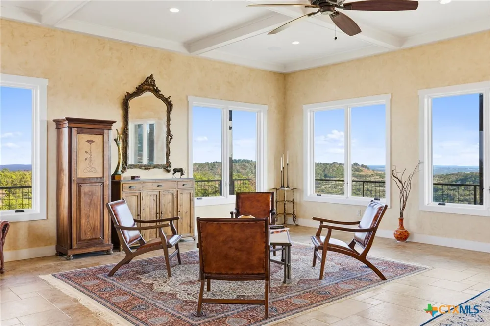 1600 Brushy Ridge Trail Blanco, TX 78606